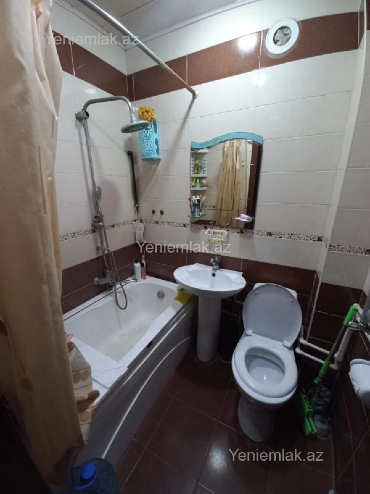Satılır 2 otaqlı köhnə tikili 56 m²