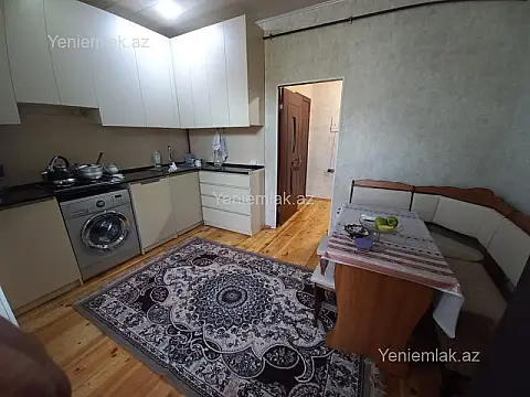 Satılır 2 otaqlı köhnə tikili 56 m²