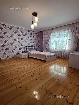 Satılır 5 otaqlı həyət evi 180 m²
