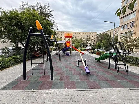 Satılır 4 otaqlı köhnə tikili 110 m²