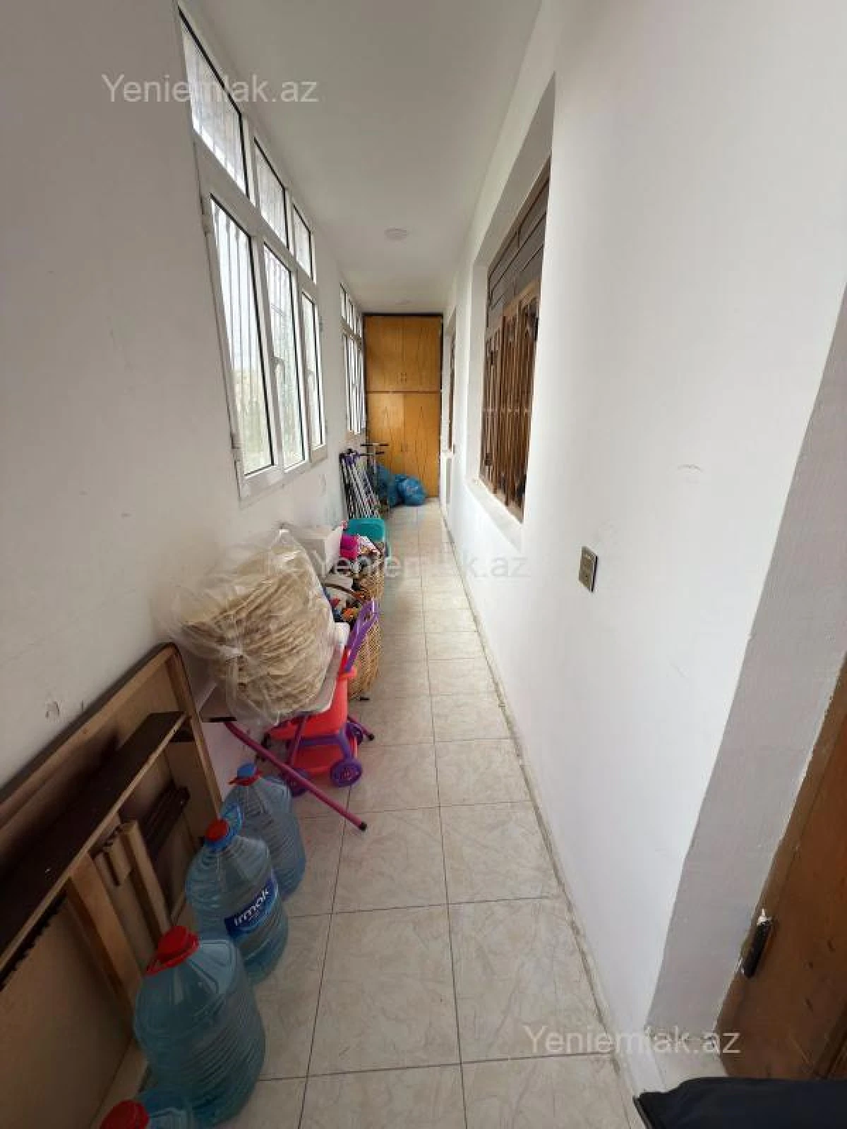 Satılır 4 otaqlı köhnə tikili 110 m²