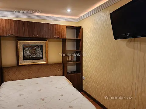 Satılır 5 otaqlı yeni tikili 210 m²