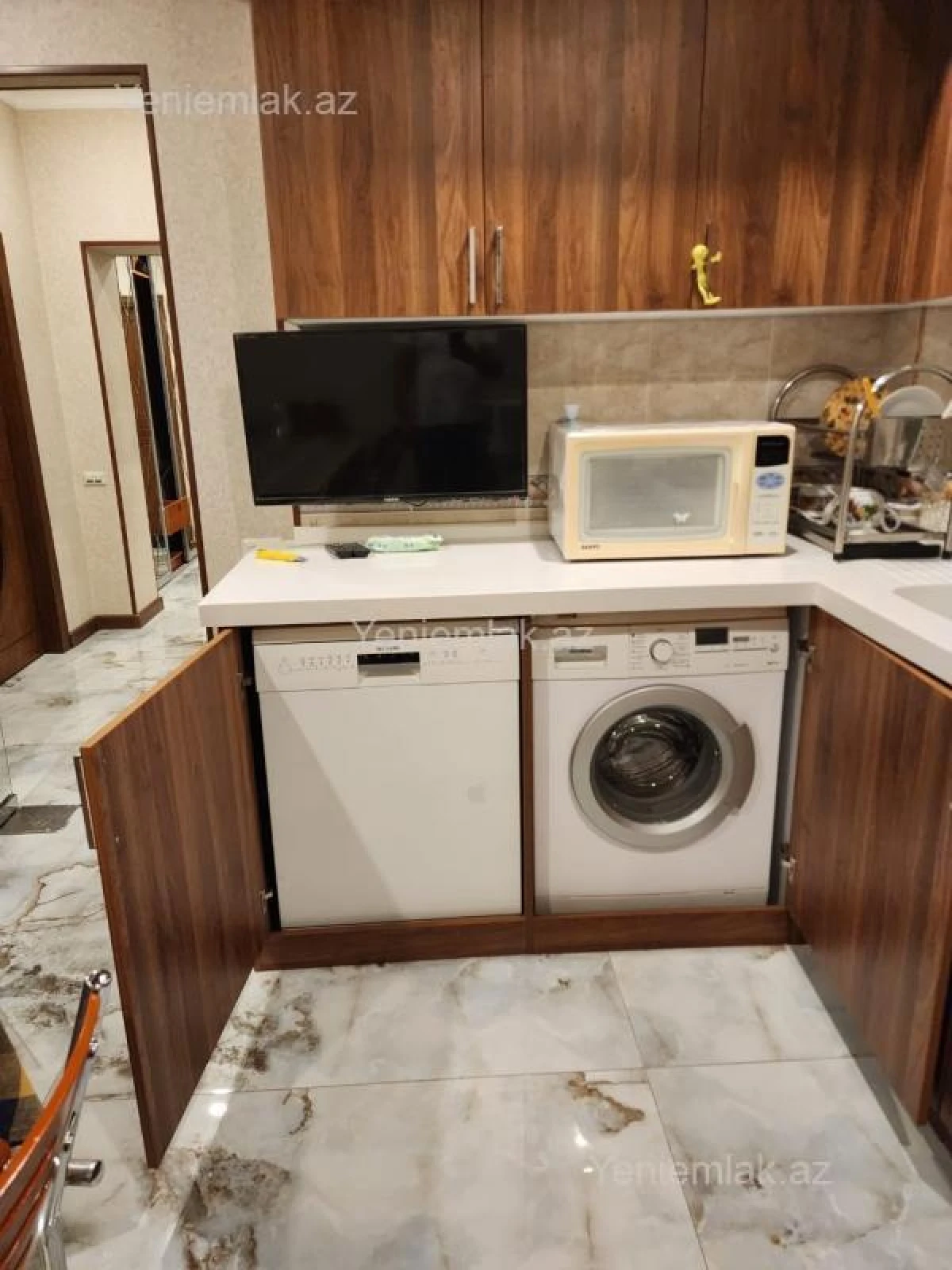 Satılır 5 otaqlı yeni tikili 210 m²