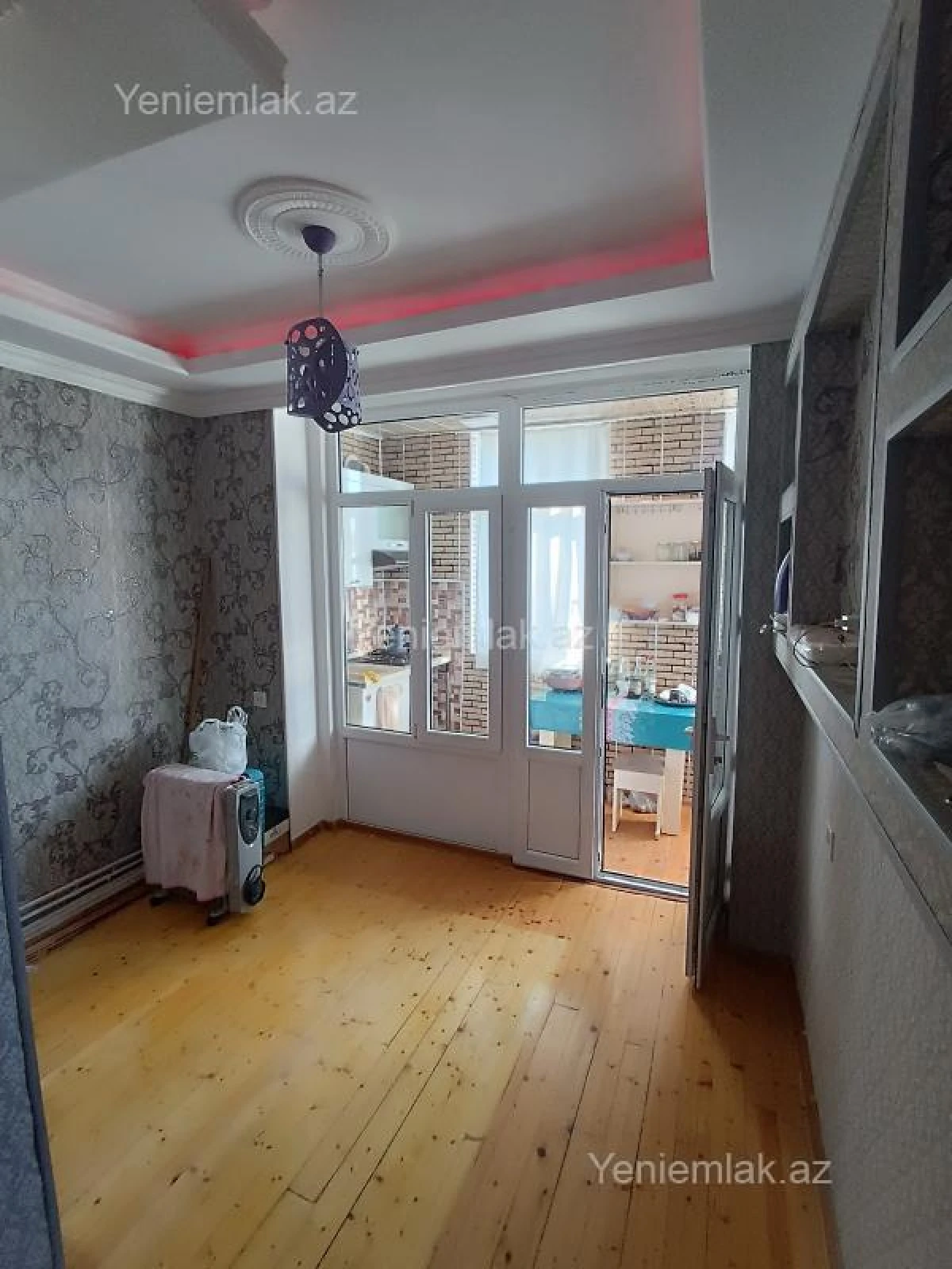 Satılır 1 otaqlı köhnə tikili 41 m²