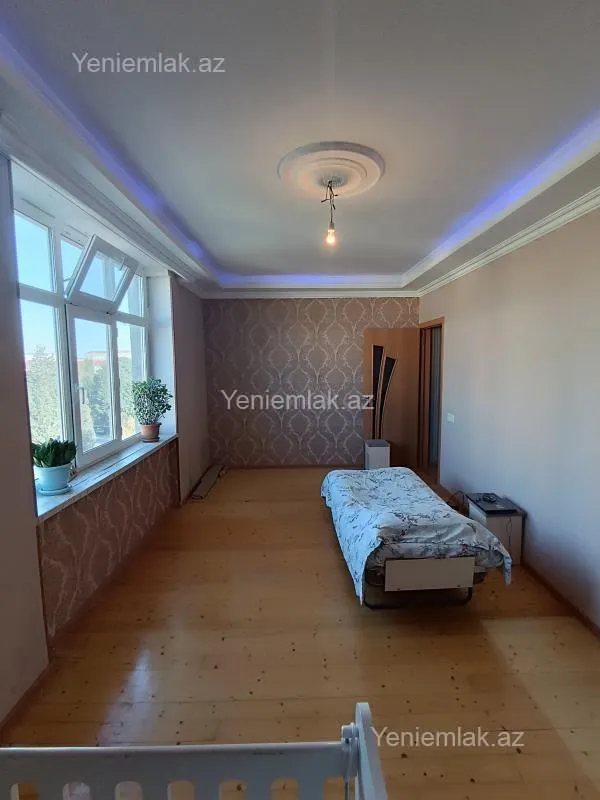 Satılır 1 otaqlı köhnə tikili 41 m²