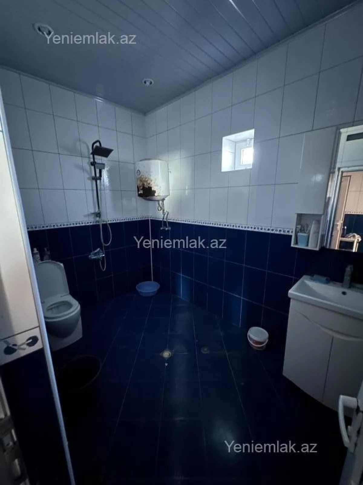 Satılır 7 otaqlı həyət evi 280 m²