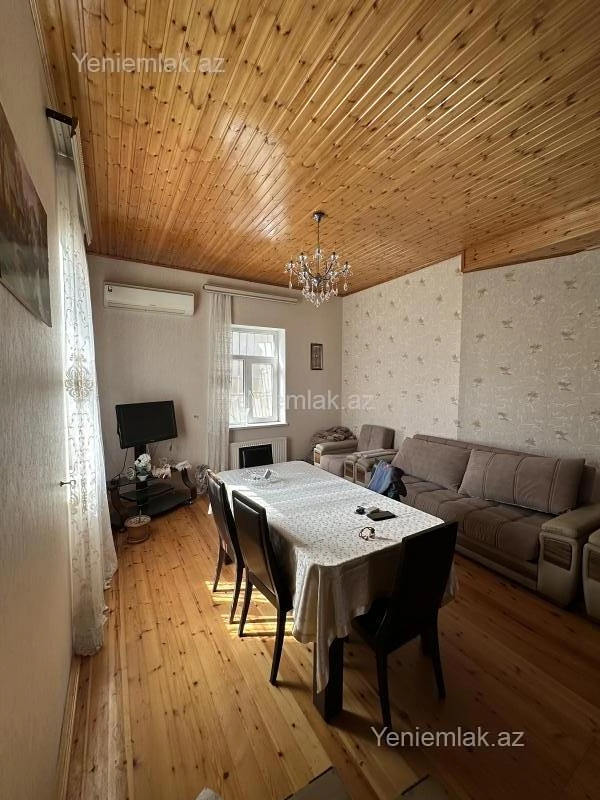 Satılır 7 otaqlı həyət evi 280 m²