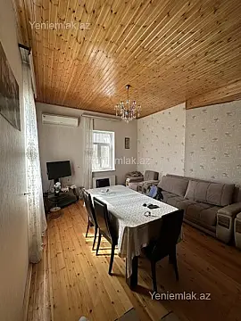 Satılır 7 otaqlı həyət evi 280 m²