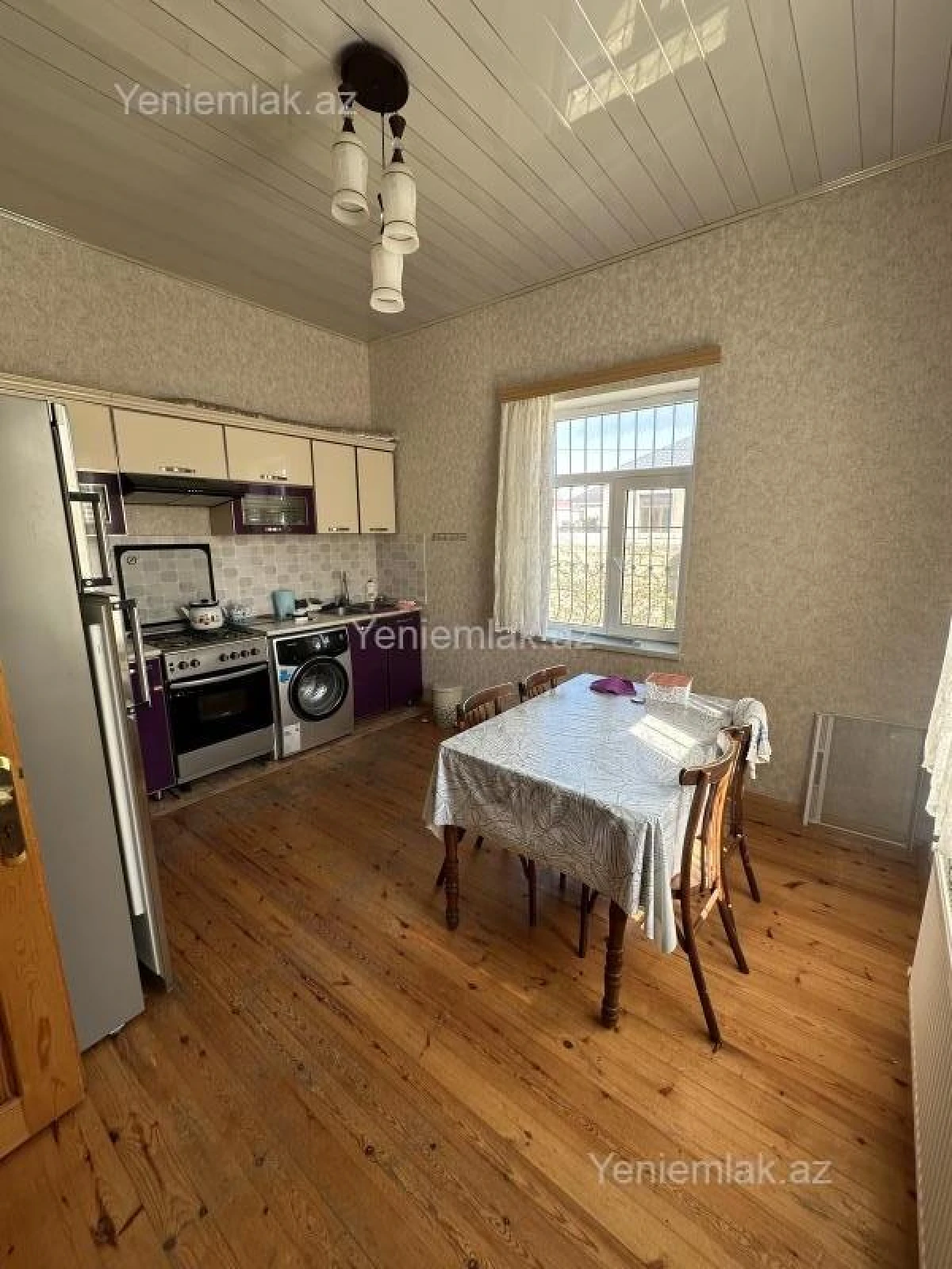 Satılır 7 otaqlı həyət evi 280 m²