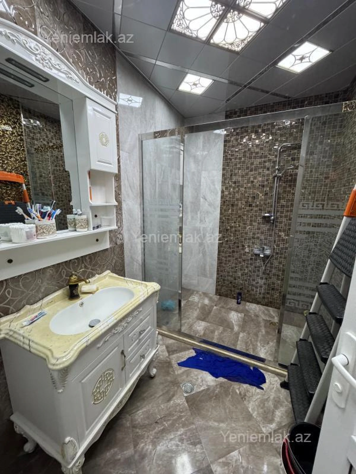 Satılır 3 otaqlı yeni tikili 123 m²