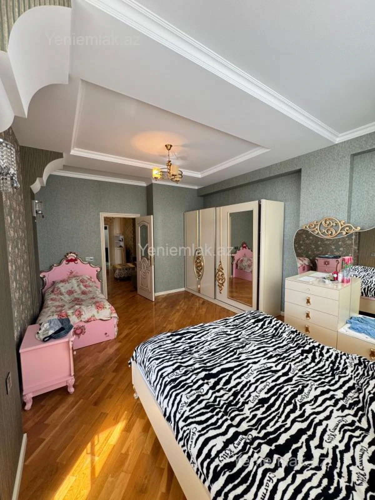 Satılır 3 otaqlı yeni tikili 123 m²