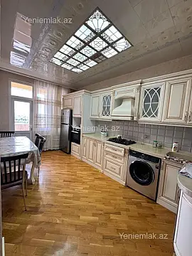 Satılır 3 otaqlı yeni tikili 123 m²