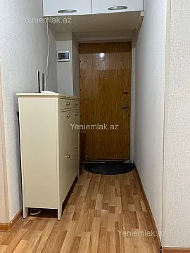 Satılır 3 otaqlı köhnə tikili 76 m²