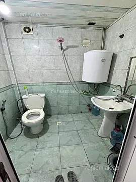 Satılır 3 otaqlı köhnə tikili 76 m²