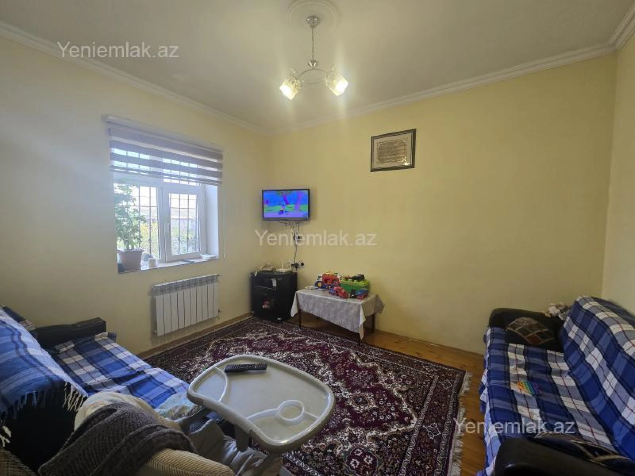 Satılır 5 otaqlı həyət evi 200 m²