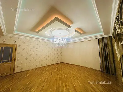 Satılır 4 otaqlı yeni tikili 180 m²