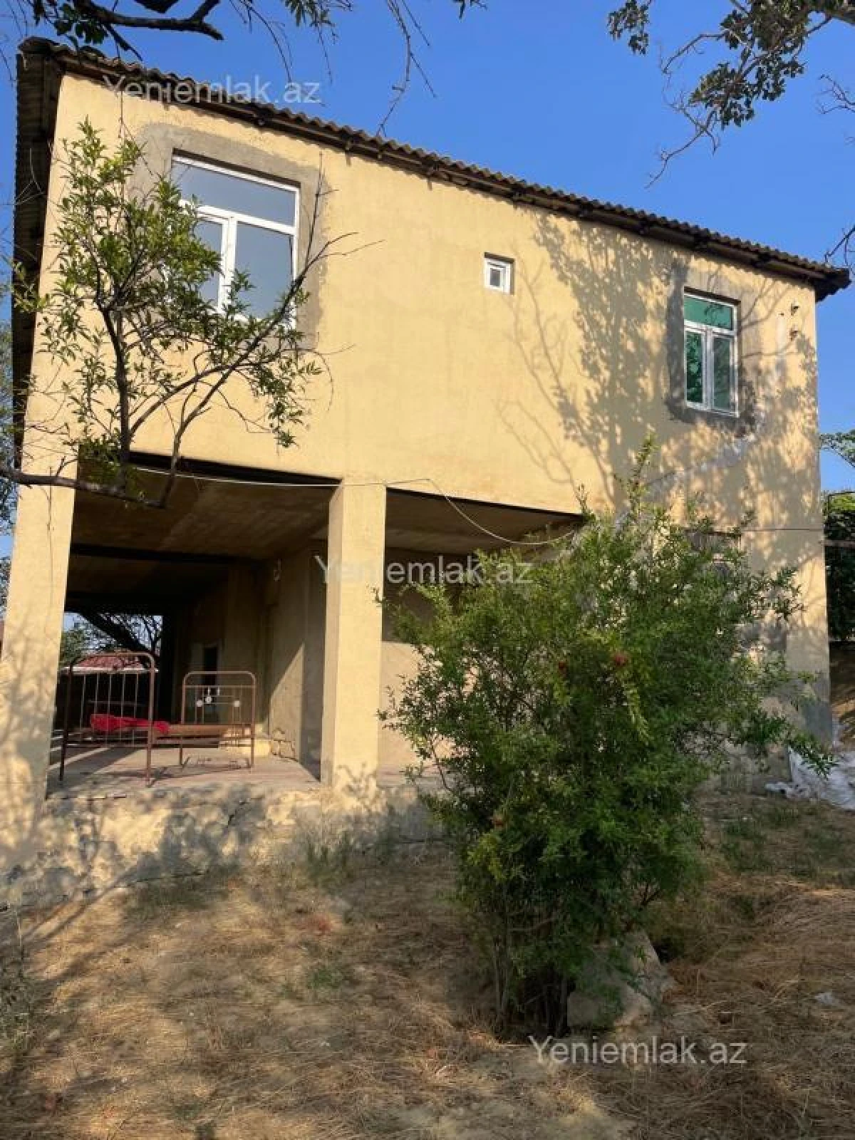 Satılır 5 otaqlı həyət evi 160 m²