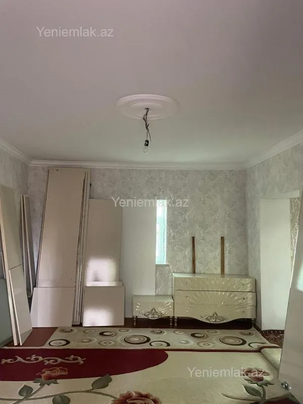Satılır 5 otaqlı həyət evi 160 m²