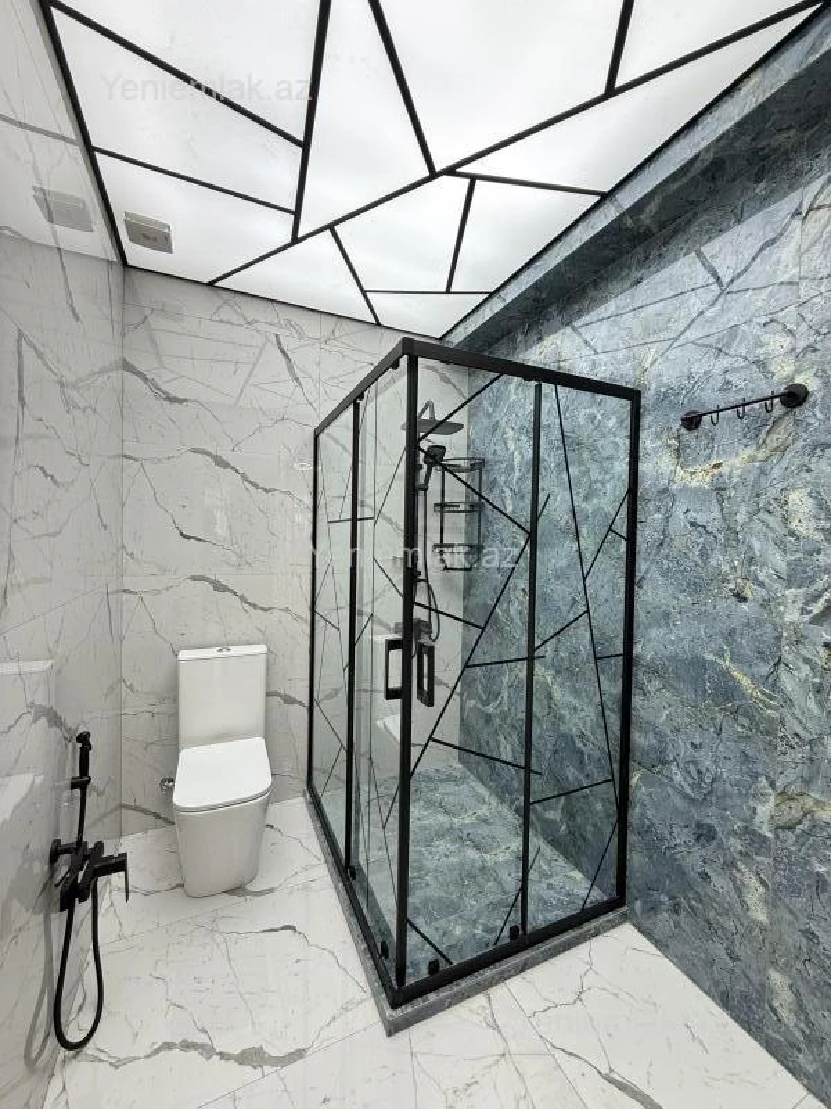 Satılır 3 otaqlı yeni tikili 141 m²