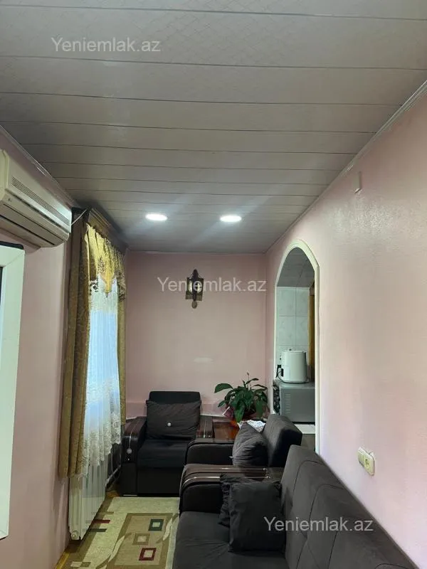 Satılır 3 otaqlı köhnə tikili 80 m²