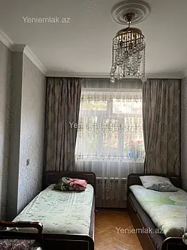 Satılır 3 otaqlı köhnə tikili 80 m²