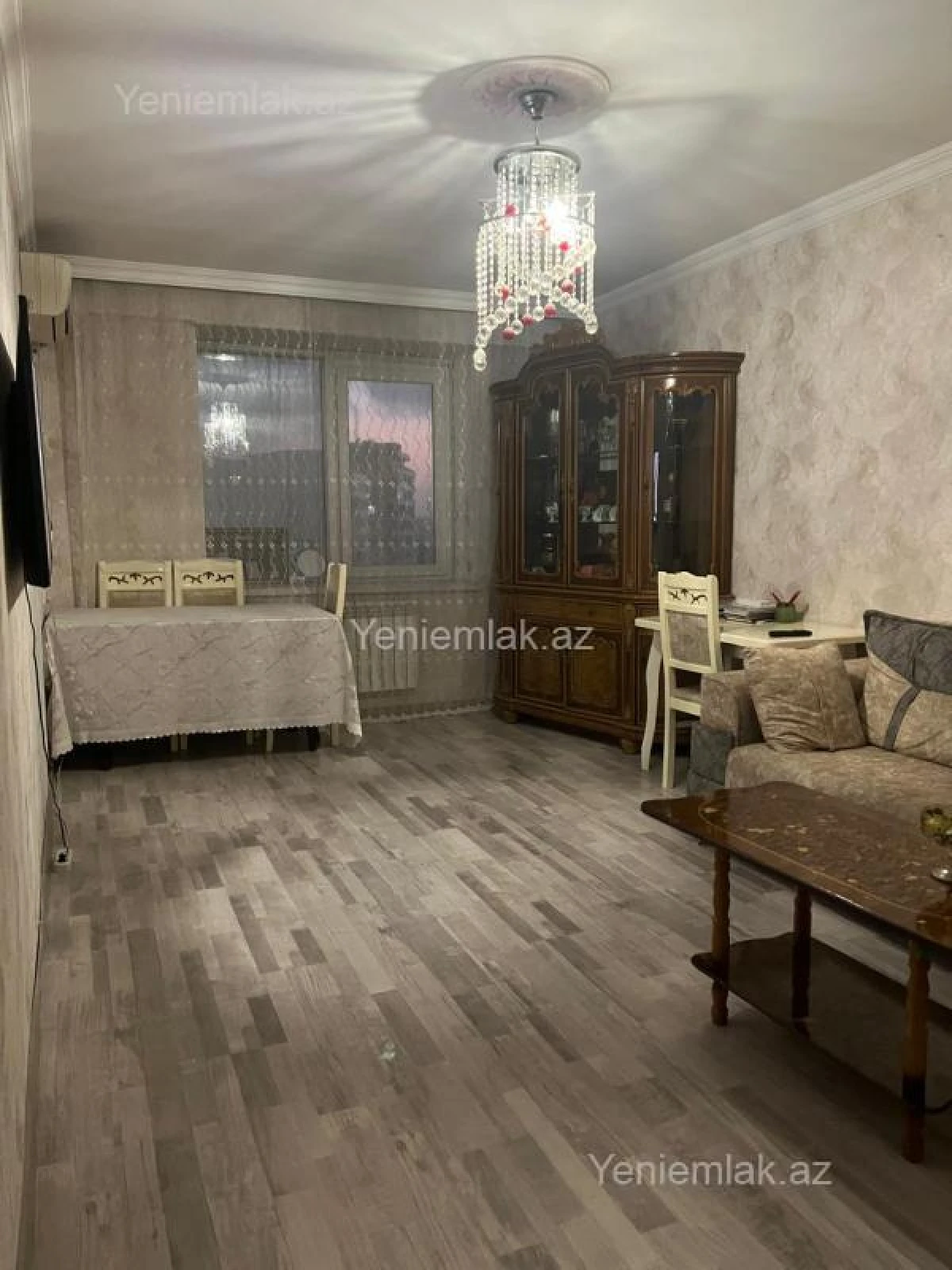 Satılır 3 otaqlı köhnə tikili 80 m²