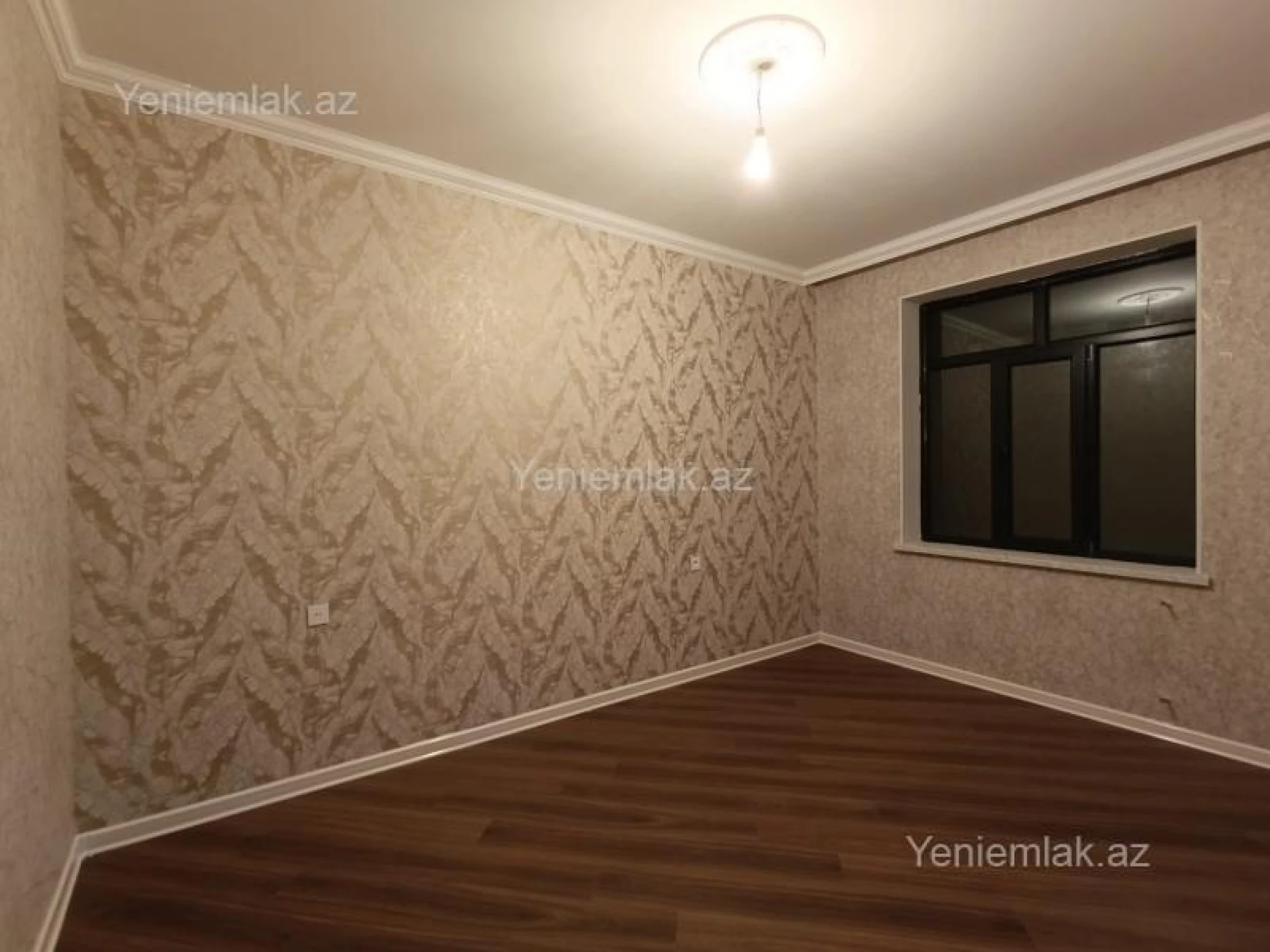 Satılır 6 otaqlı həyət evi 220 m²