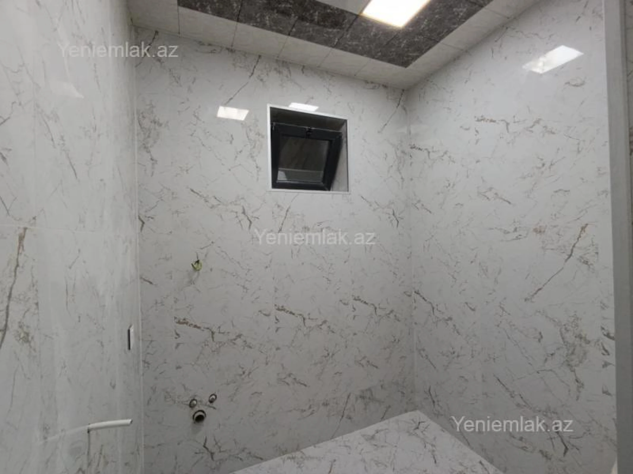 Satılır 6 otaqlı həyət evi 220 m²