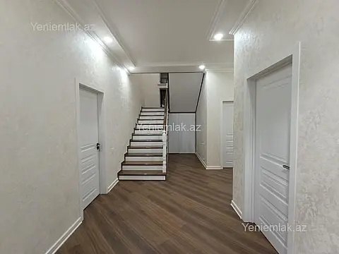 Satılır 6 otaqlı həyət evi 220 m²