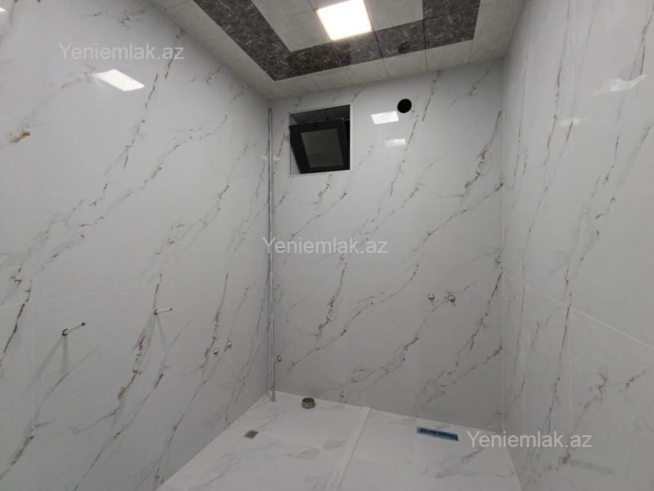 Satılır 6 otaqlı həyət evi 220 m²