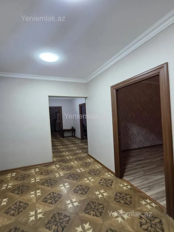 Satılır 5 otaqlı köhnə tikili 120 m²