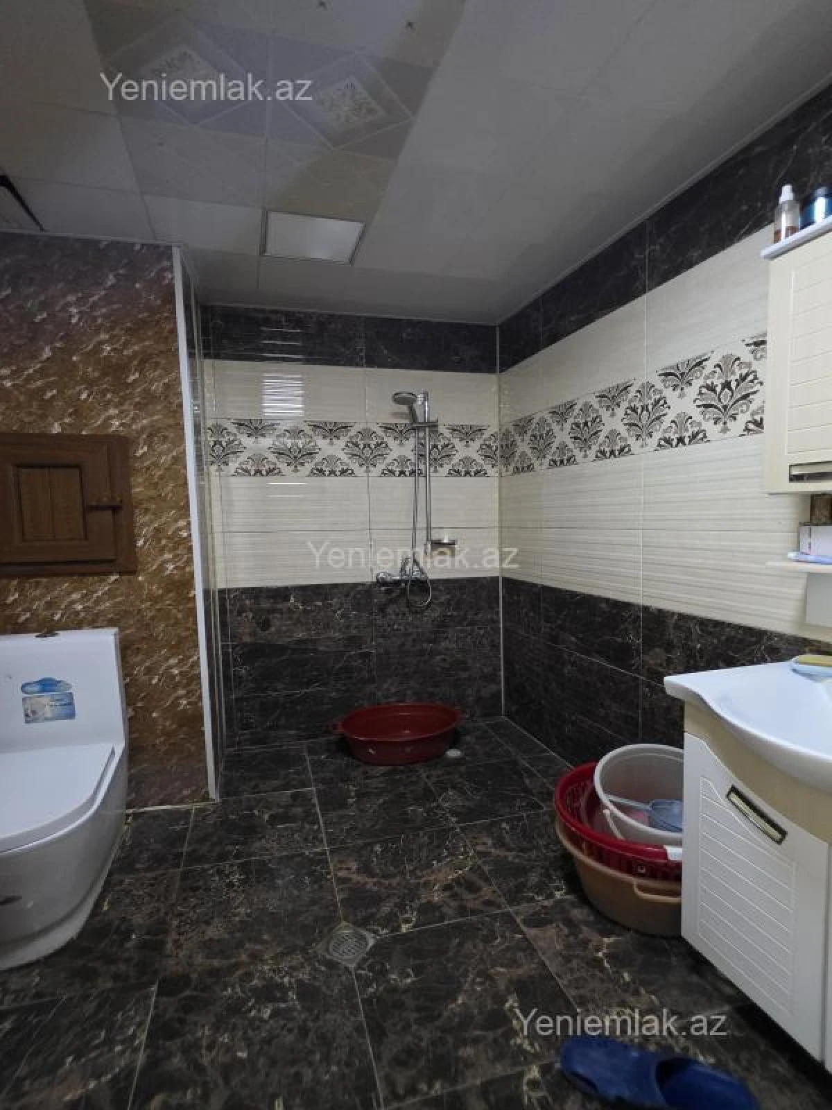 Satılır 5 otaqlı köhnə tikili 120 m²
