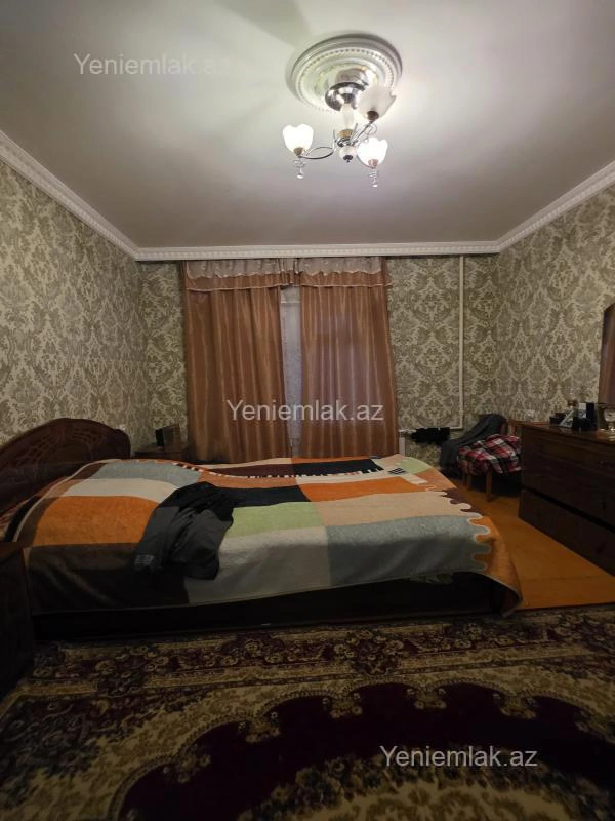 Satılır 5 otaqlı köhnə tikili 120 m²