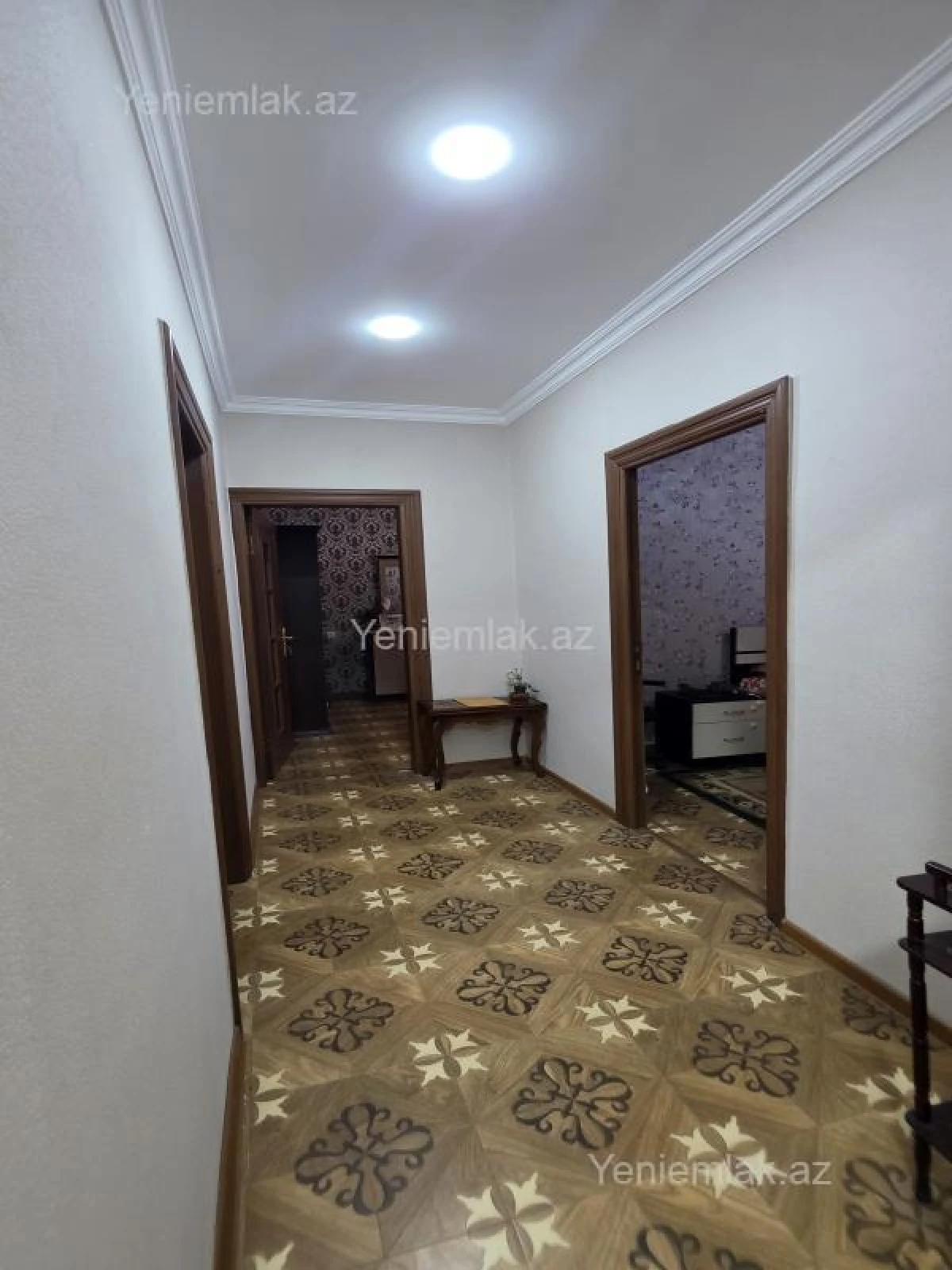 Satılır 5 otaqlı köhnə tikili 120 m²
