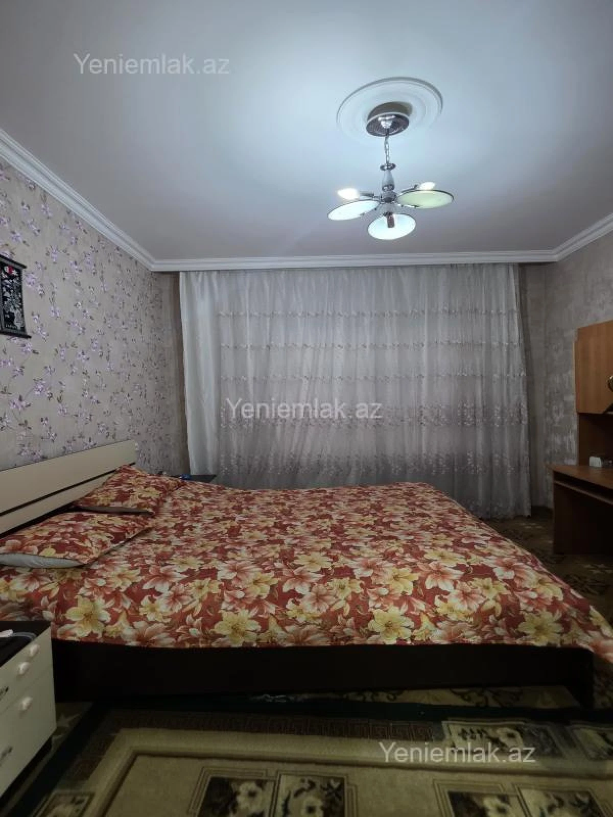 Satılır 5 otaqlı köhnə tikili 120 m²