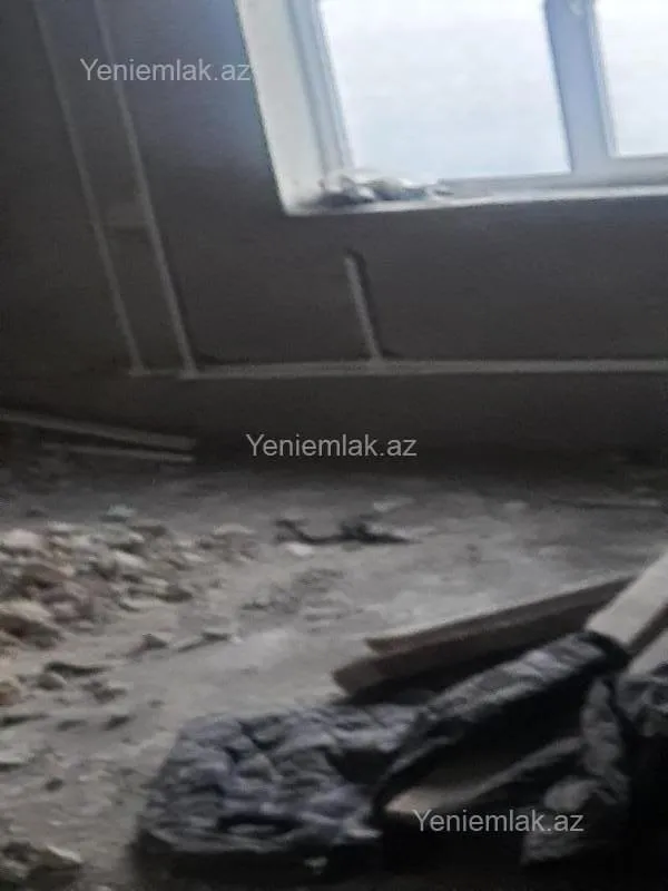 Satılır 7 otaqlı həyət evi 360 m²