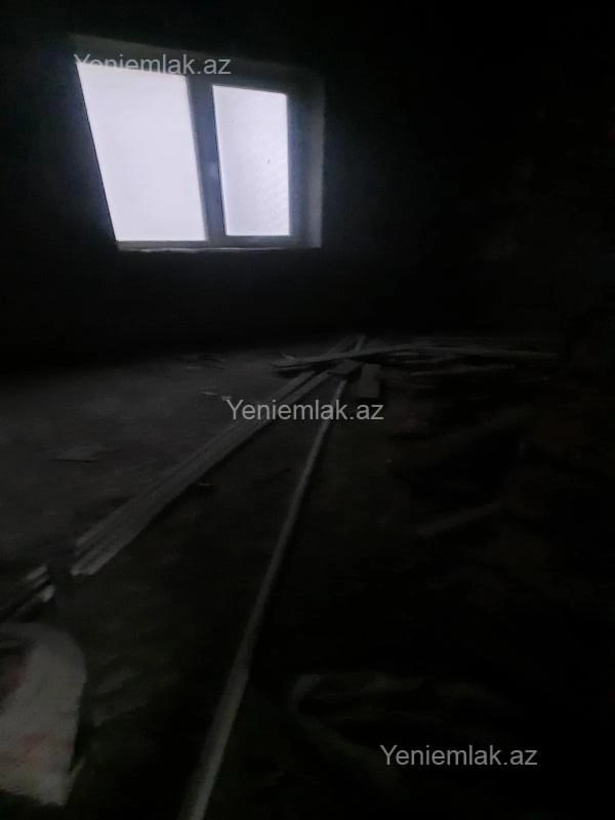 Satılır 7 otaqlı həyət evi 360 m²