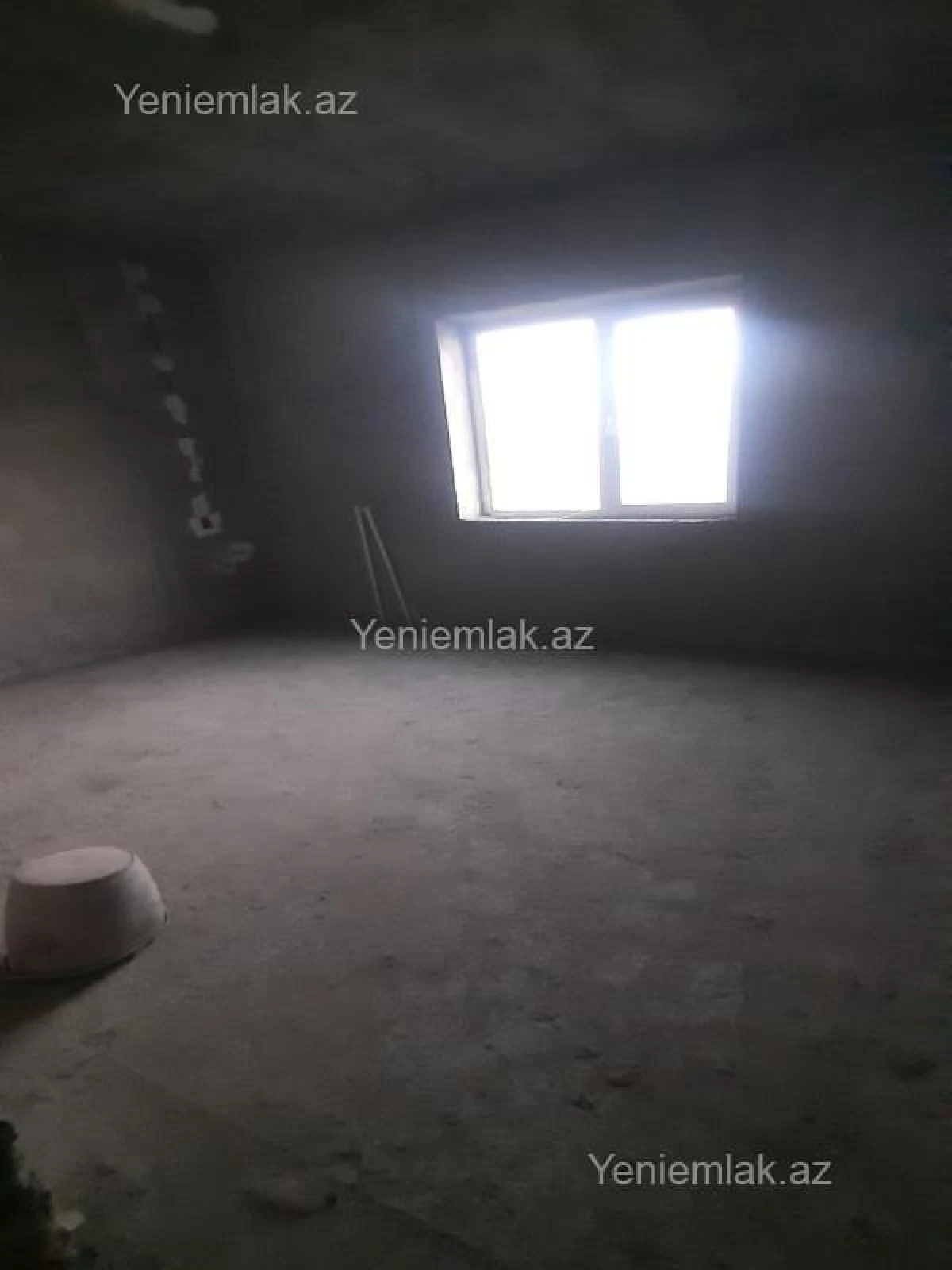 Satılır 7 otaqlı həyət evi 360 m²