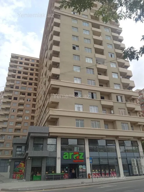 Satılır 3 otaqlı yeni tikili 136 m²