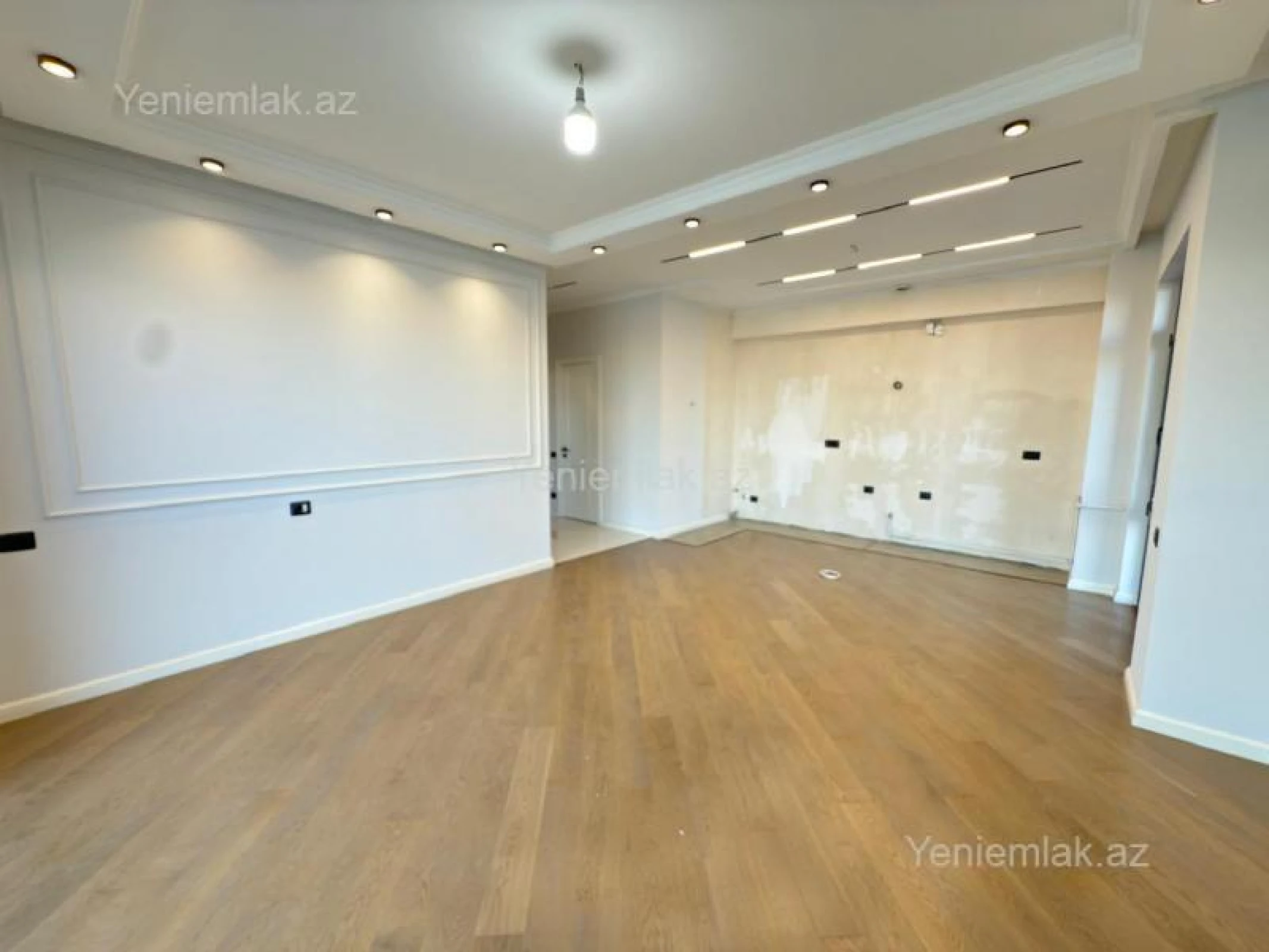 Satılır 3 otaqlı yeni tikili 83 m²