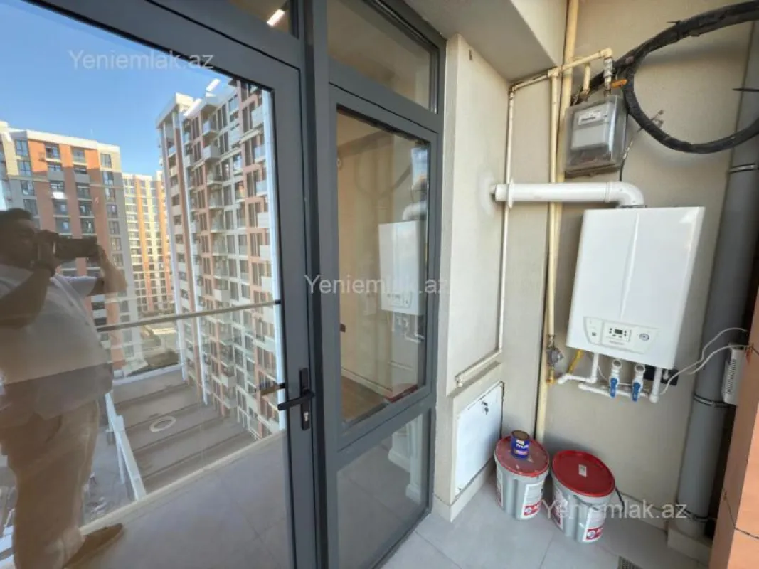 Satılır 3 otaqlı yeni tikili 83 m²