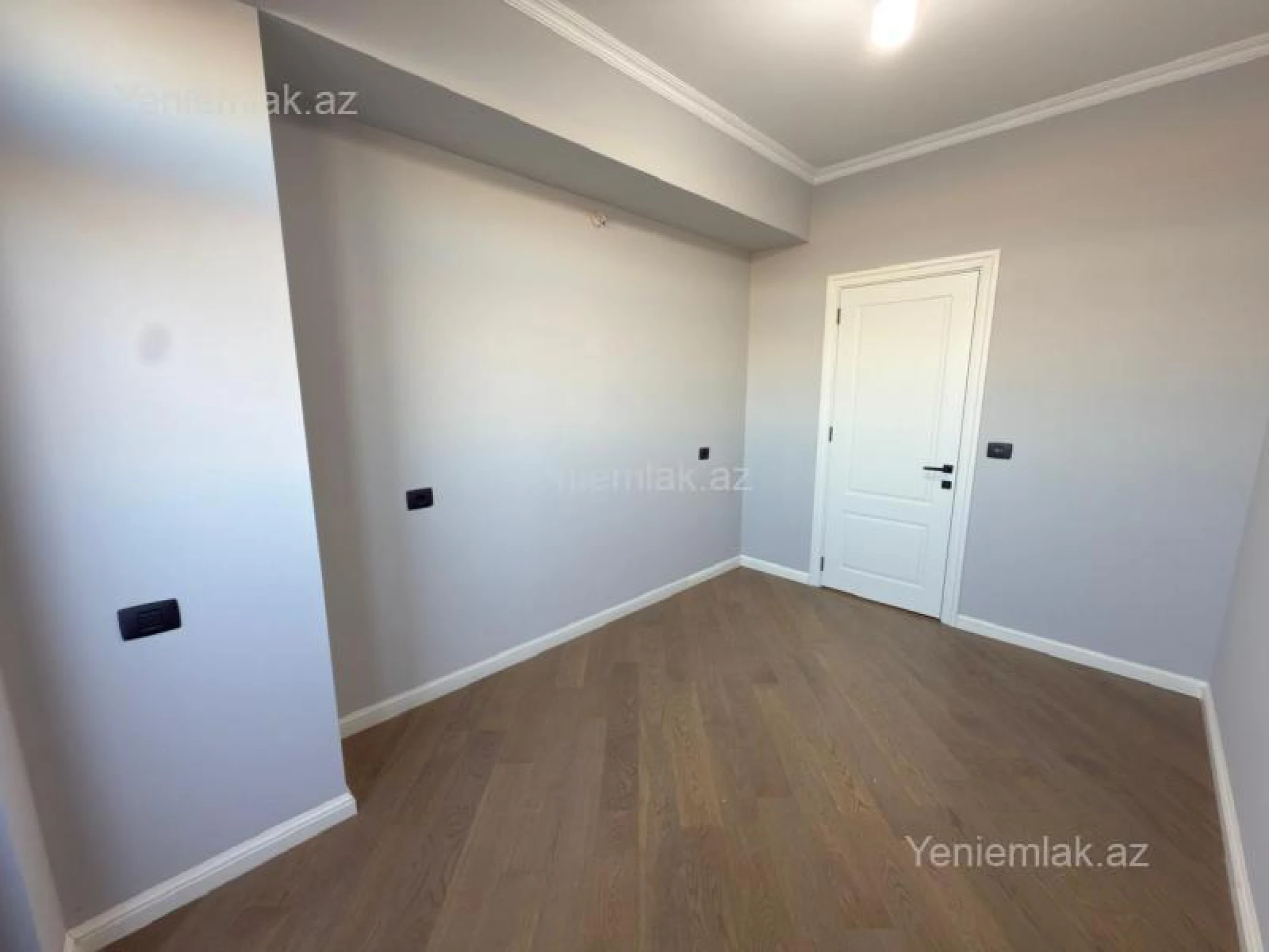 Satılır 3 otaqlı yeni tikili 83 m²