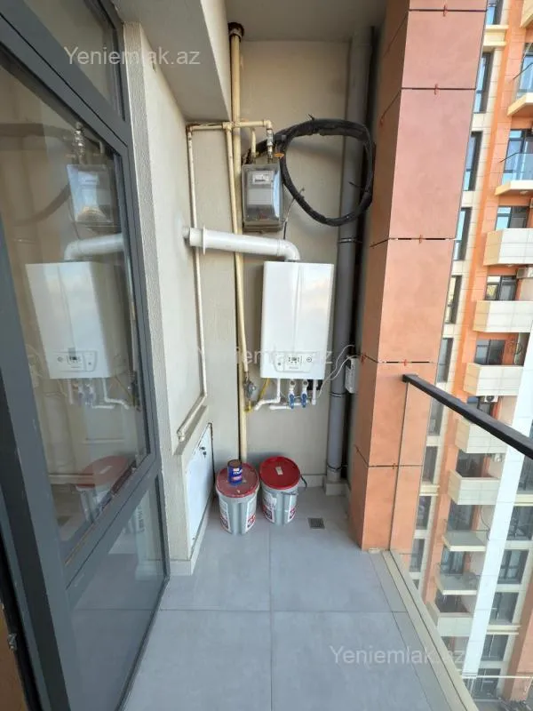 Satılır 3 otaqlı yeni tikili 83 m²