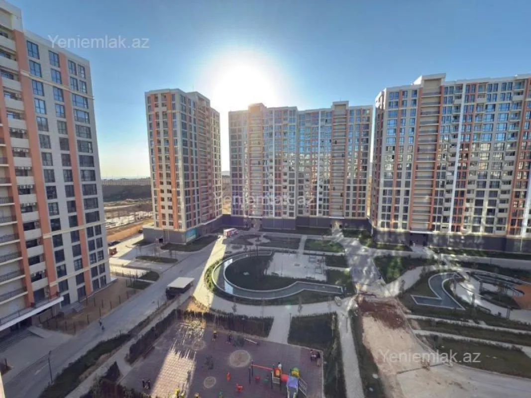 Satılır 3 otaqlı yeni tikili 83 m²