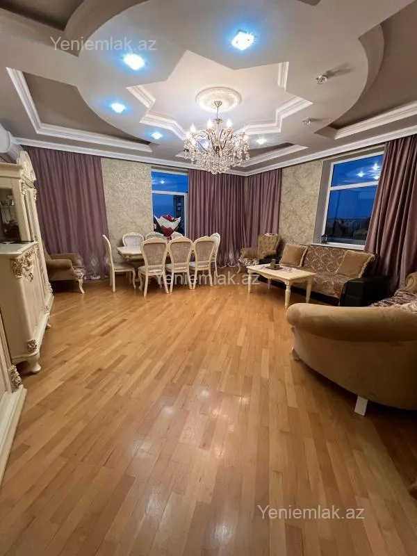 Satılır 3 otaqlı yeni tikili 120 m²