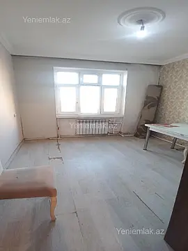 Satılır 2 otaqlı köhnə tikili 65 m²