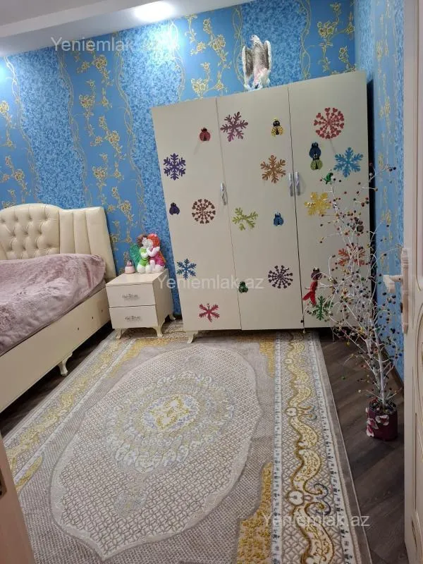 Satılır 4 otaqlı həyət evi 140 m²