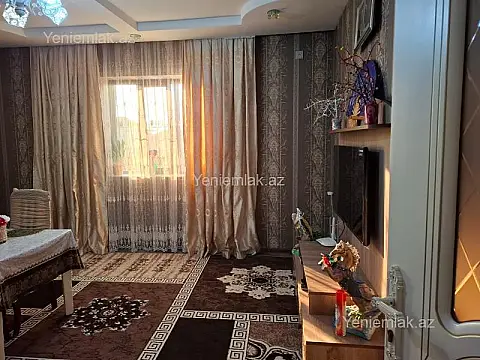 Satılır 4 otaqlı həyət evi 140 m²