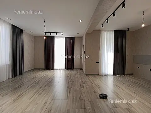 Satılır 4 otaqlı həyət evi 130 m²