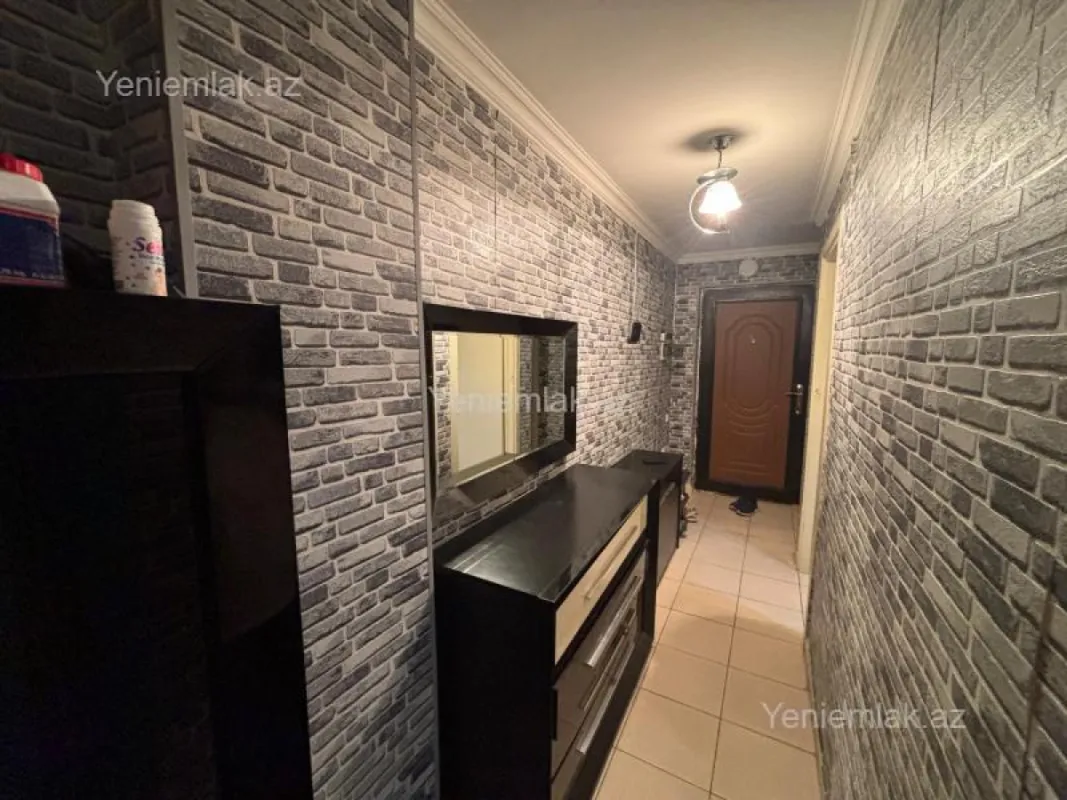 Satılır 3 otaqlı yeni tikili 70 m²